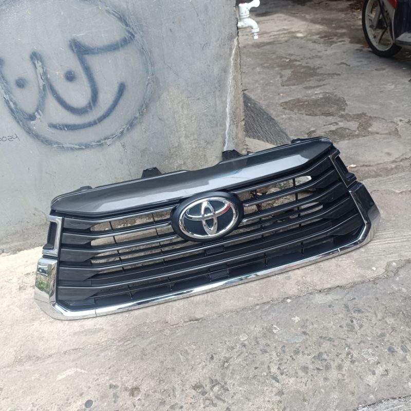 gril innova reborn 2021 facelift lelangan original