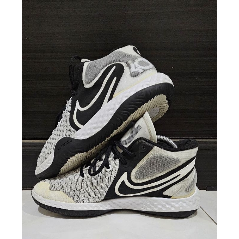 Sepatu Nik3 KD Trey 5 VIII bekas.