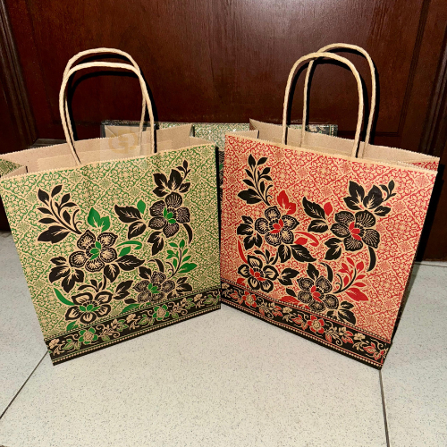 

(1 PCS) PAPER BAG KECIL MOTIF MURAH