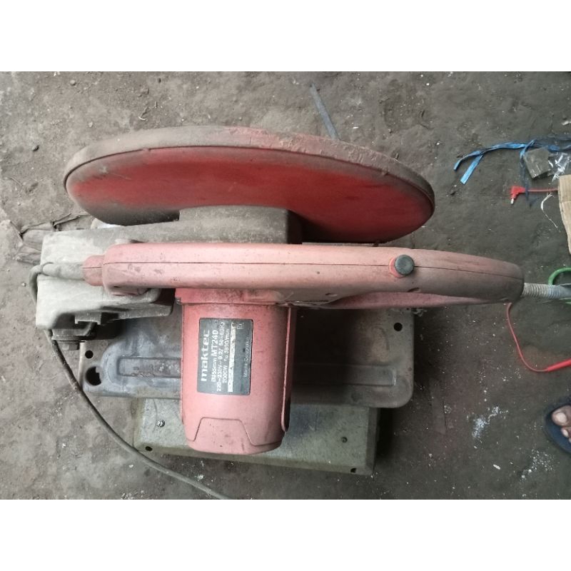 MESIN POTONG BESI MAKTEC MT240 KONDISI SECOND