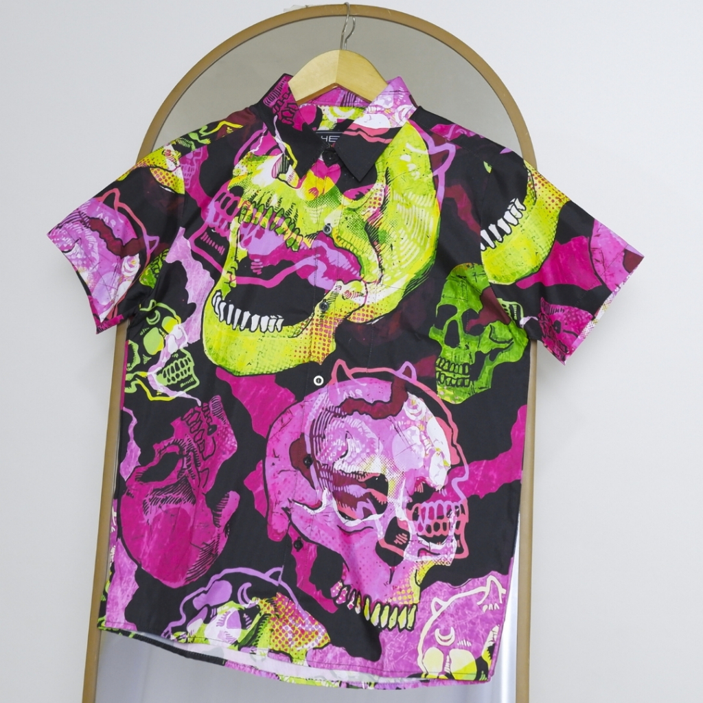 Kemeja lengan pendek pria dan wanita motif Skul Vibration kekinian