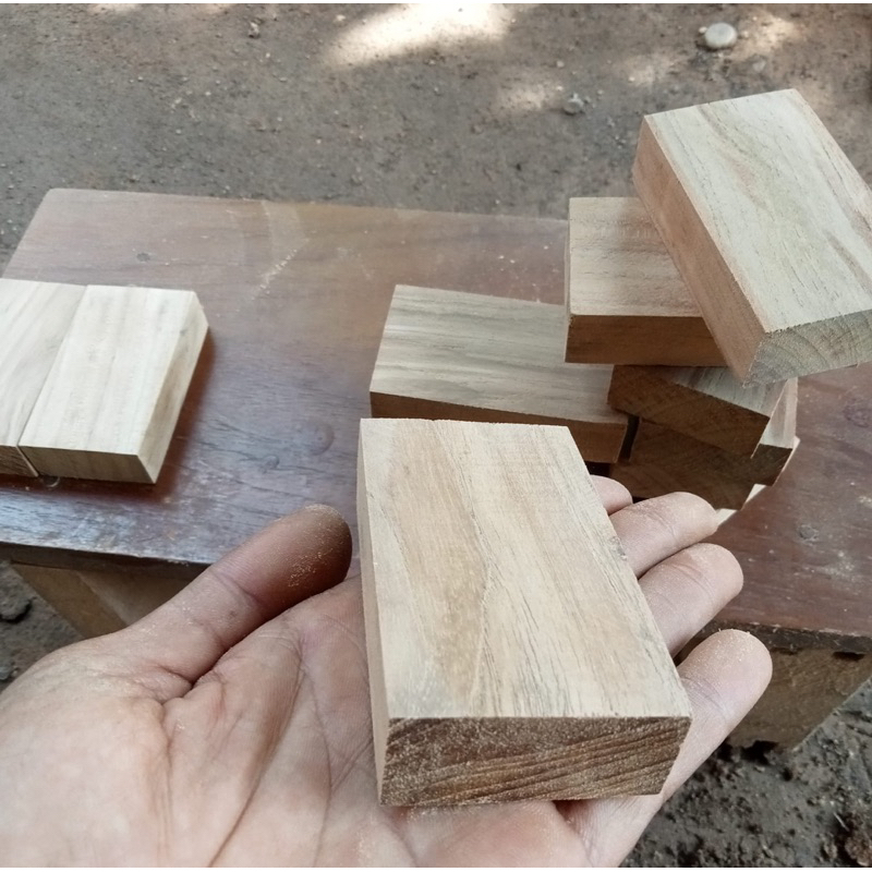 Balok kayu jati perhutani