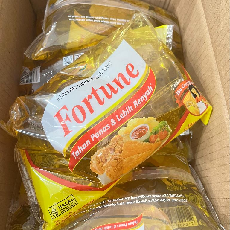 

Minyak FORTUNE Pillow 1 Liter / Minyak Goreng Pillow Bantal TERMURAH