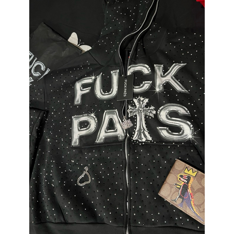 hodie zipper pats