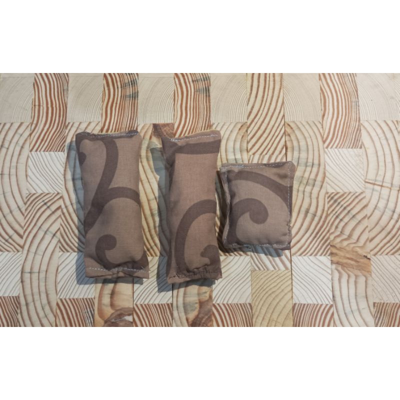 Barbie set tempat tidur 1 pcs tempat tidur, 1pcsc, 2 pcs bantal besar