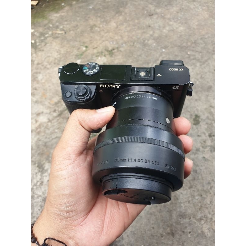 SECOND SONY A6000 + SIGMA 30MM F1.4 ART