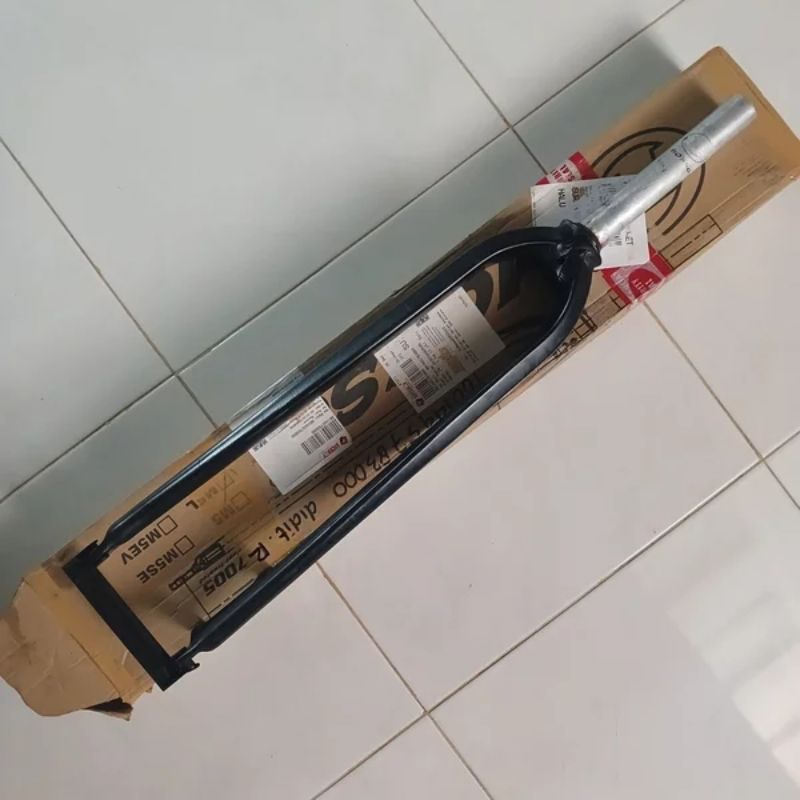Fork Rigid Mosso M5L