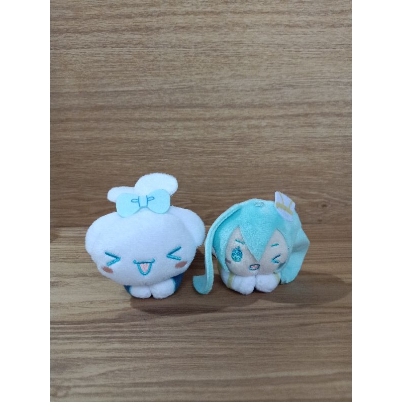 Boneka Rare Capit Sanrio Cinnamonroll x Hatsune Miku Set