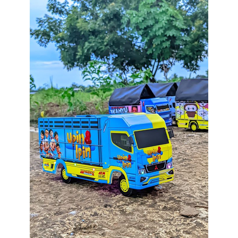 Truck oleng/miniatur Truck oleng upin