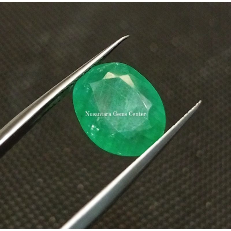 Natural Emerald Jamrud Beryl Columbia Top High Grade