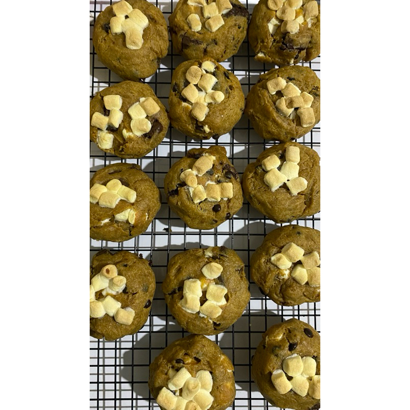 

Bakenbakee Cookies S'mores