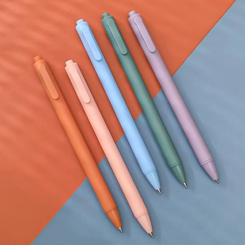 

Pulpen Tinta Hitam Cetek Doff Aesthetic