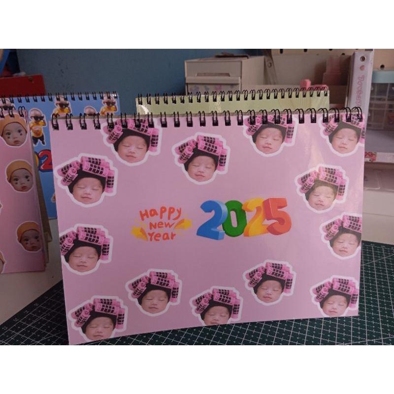 

Kalender meja custom foto