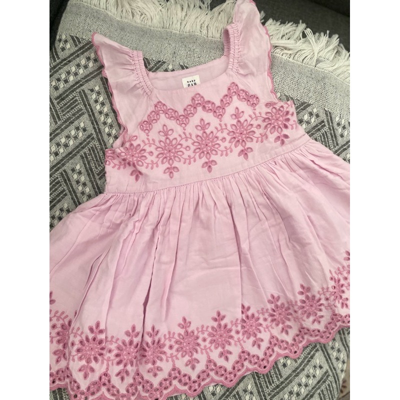 dress katbol katun bolong embroiderry lilac brand baby GAP size tag 18-24m