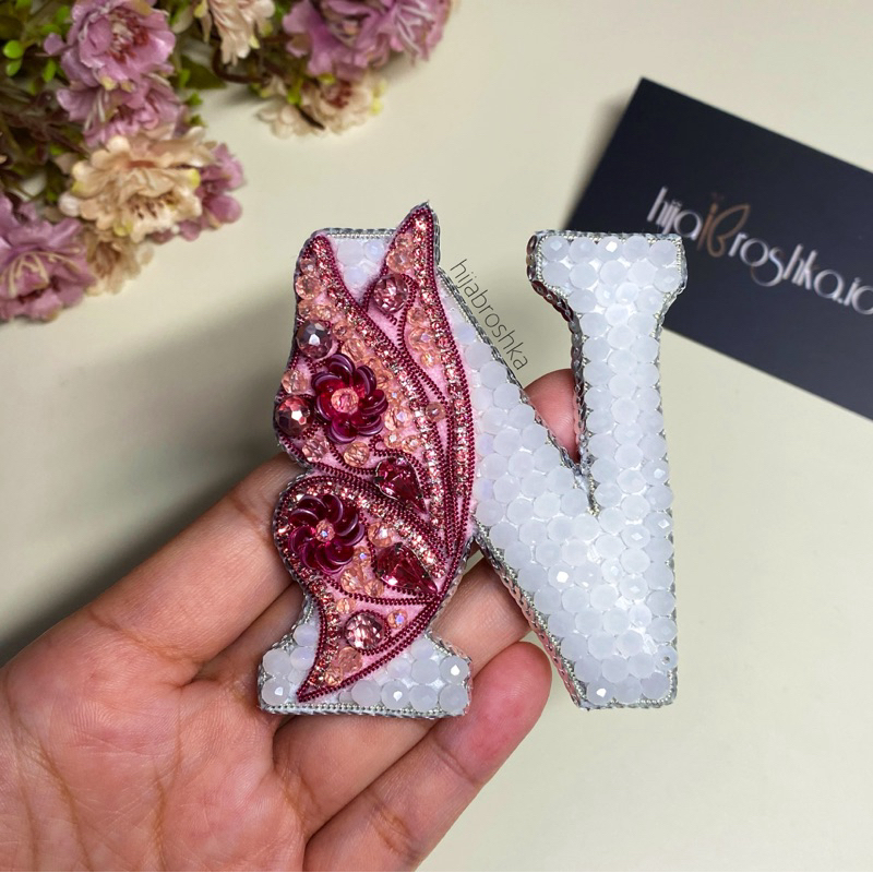 Bros Huruf N Initial Kristal ukuran Jumbo