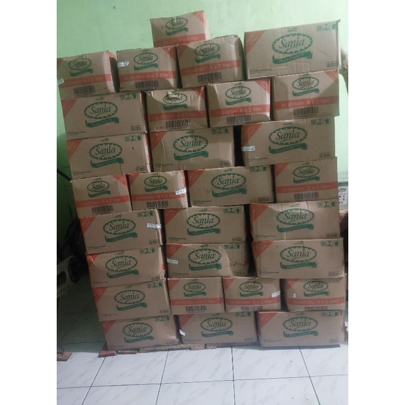

JKL Minyak Goreng Sania 2 Liter - 1 Dus Isi 6