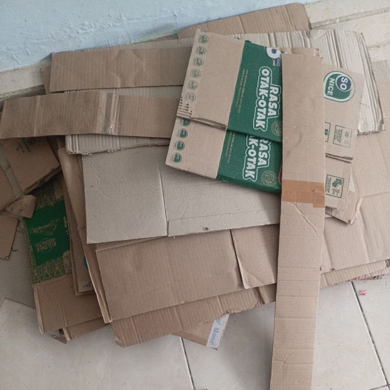 

kardus bungkus kado