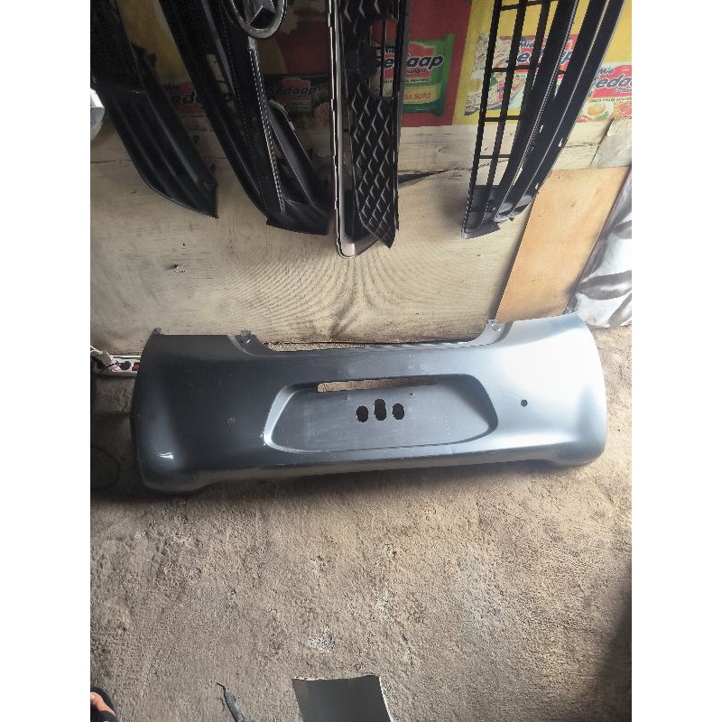 bemper belakang mitsubishi mirage 2015