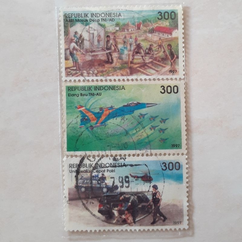 

(A) Perangko Indonesia Hari ABRI Tahun 1997 set 3pcs