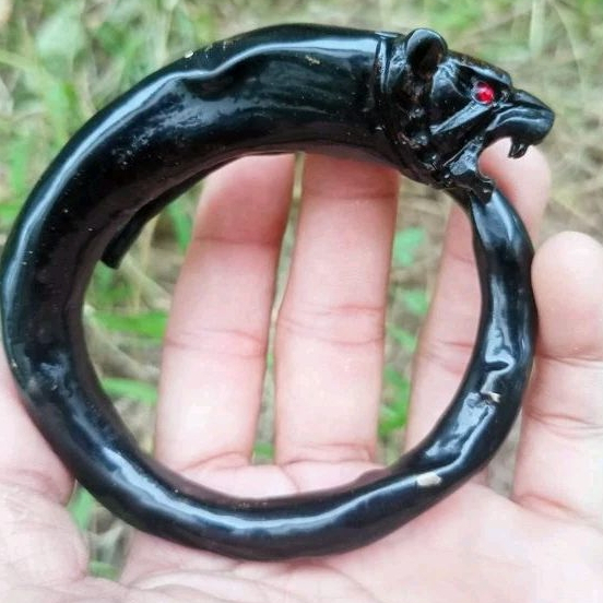 Gelang akar bahar hitam ukir macan
