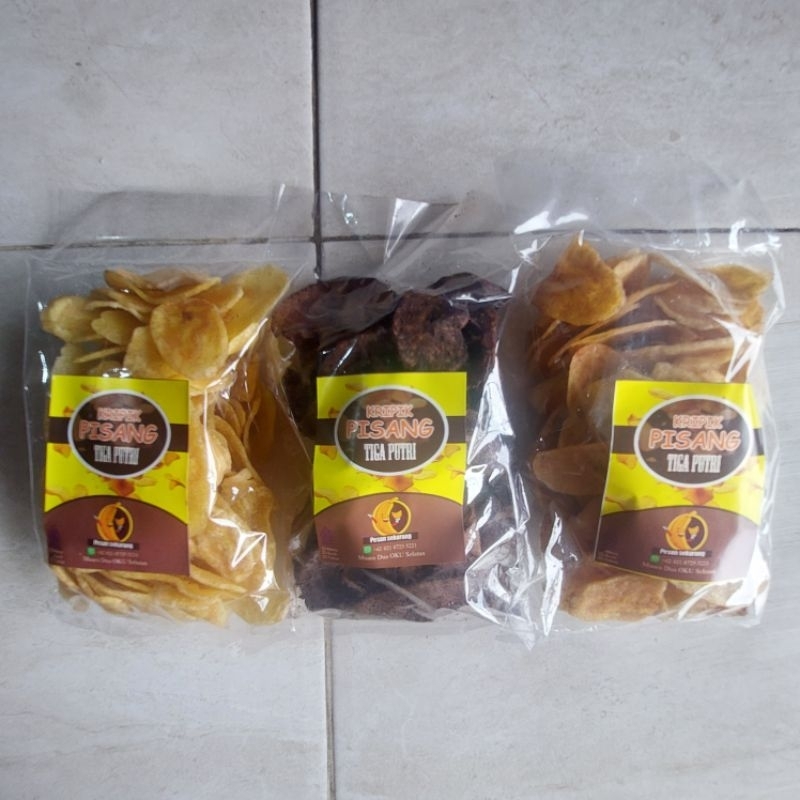 

keripik pisang Varian Rasa 100Gram di olah dari pisang pilihan.