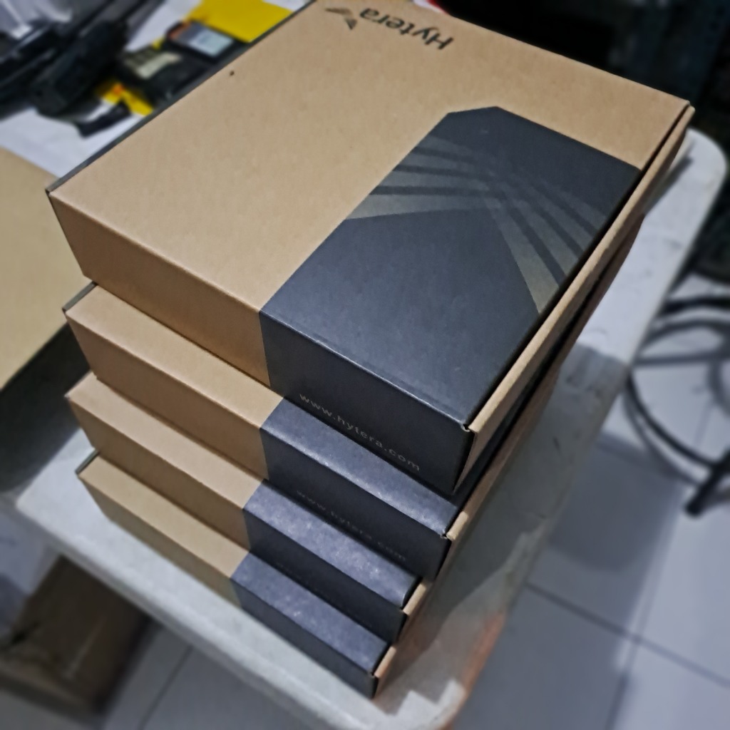 HT HYTERA PD788G UHF 400MHZ SD 470MHZ BEKAS HYTERA PD 788G KONDISI 99 PERSEN HYTERA PD-788 UHF