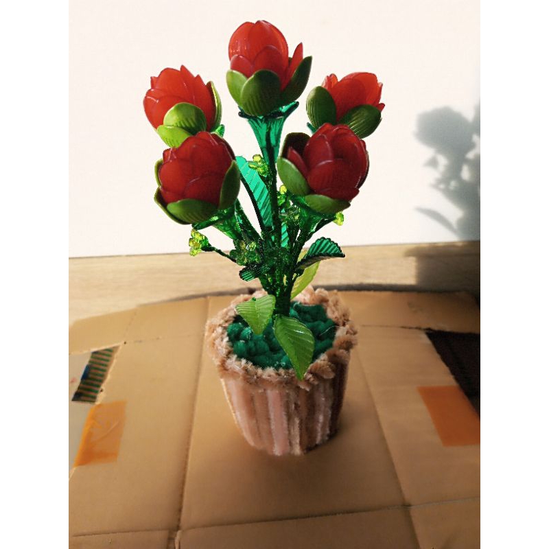 bunga tulip akrilik tulip vas kawat bulu