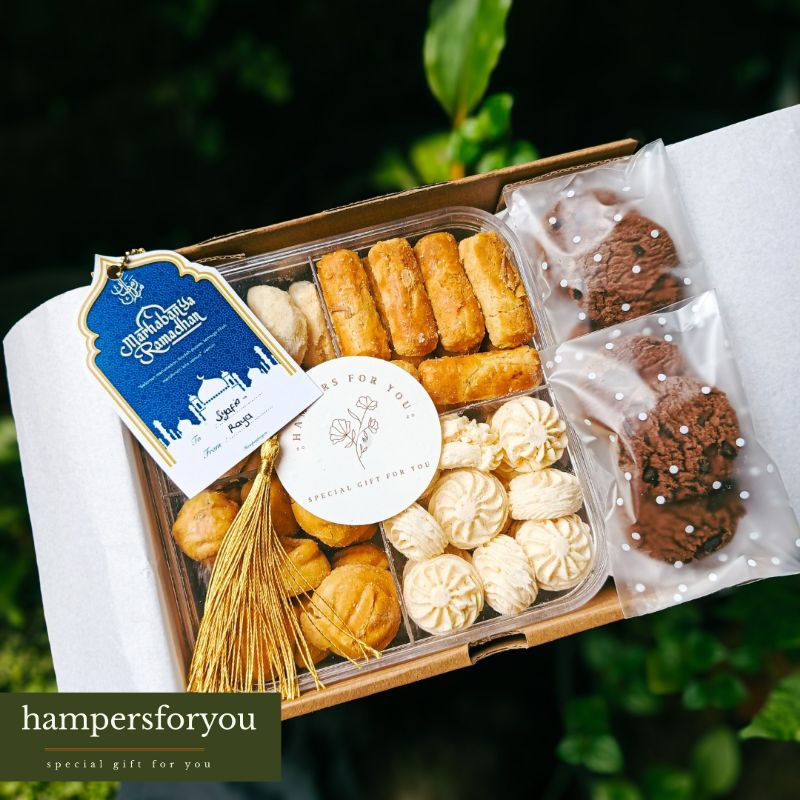 

Barik Hampers Kue Kering | Hampers Ramadhan | Hampers Idul Fitri | Free Kartu Ucapan| Ready Gosend | Bandung