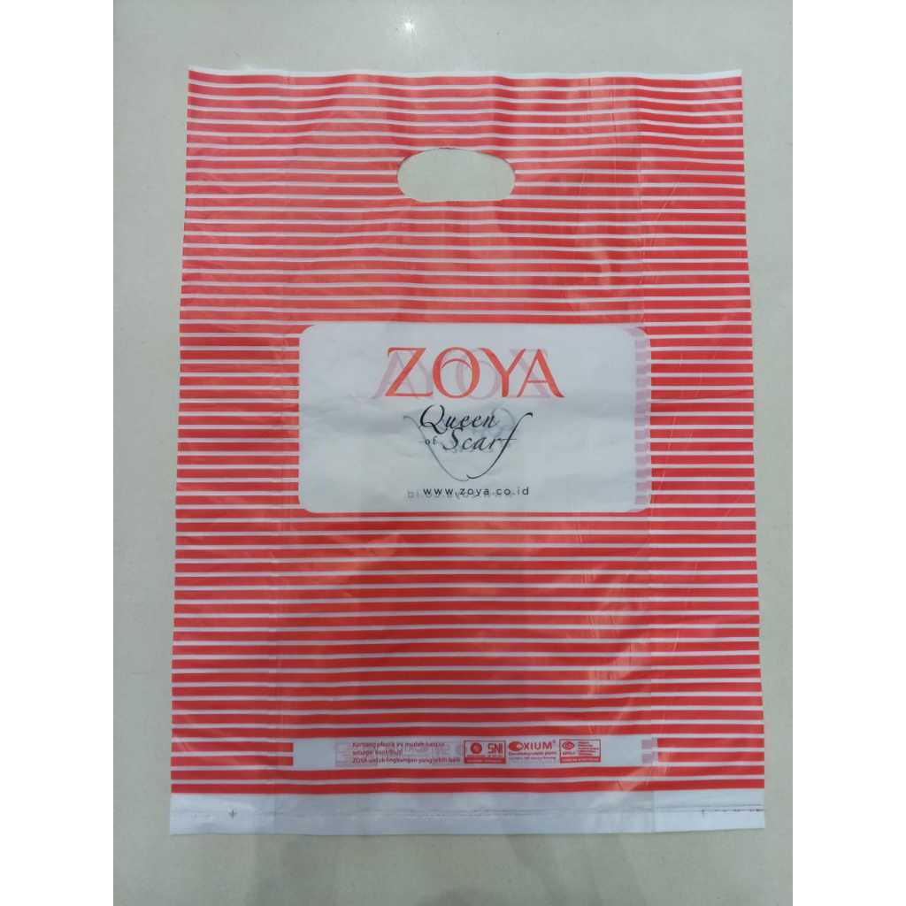 

ZOYA Pollybag New Quen of Scarf - Pollybag Kecil Dan Besar Bahan Plastik