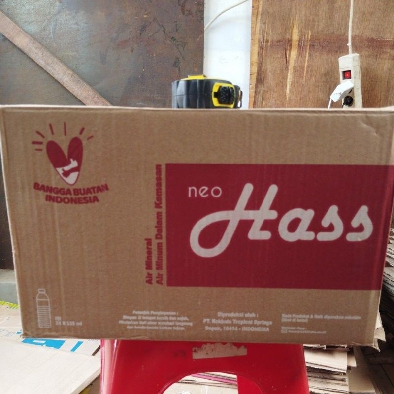 

Kardus air mineral hass535ml&1415ml
