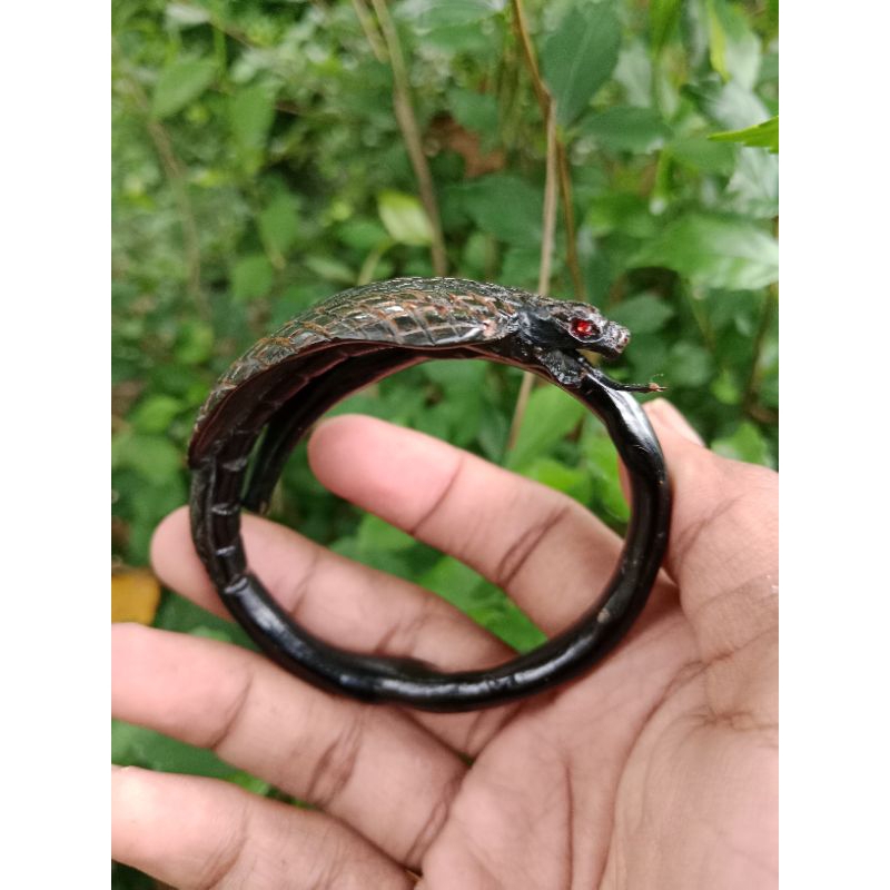gelang akar bahar hitam ukir ular cobra