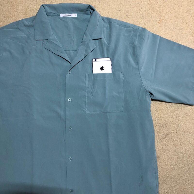 PRELOVED KEMEJA OPEN COLLAR WEGO SAGE NOT UNIQLO