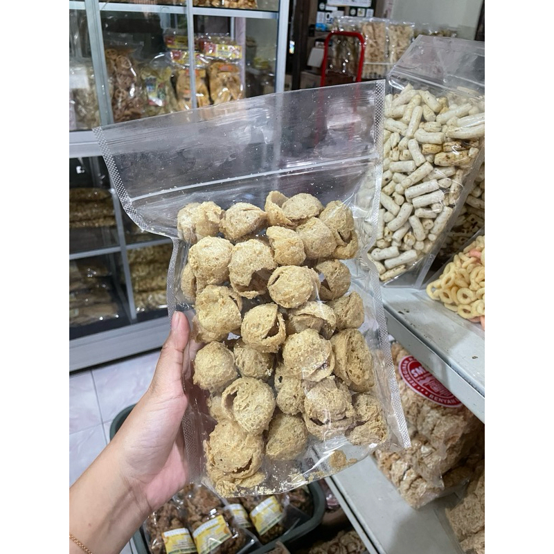 

KRIPIK TAHU