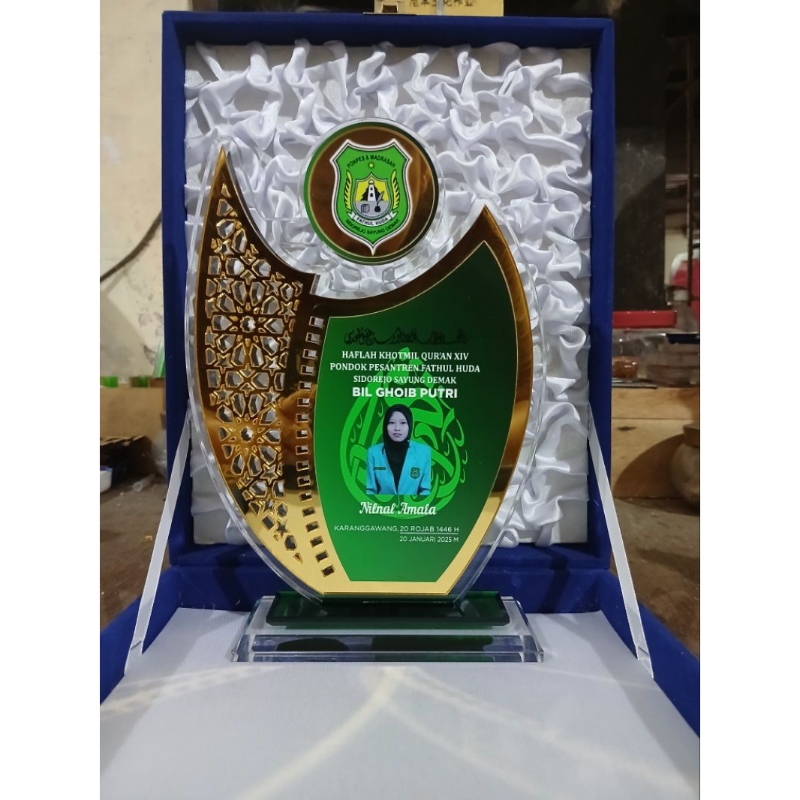 Custom Plakat Akrilik Termurah D.N 001 byTeraccolade || Plakat akrilik 10mm unik ornament akrilik mi