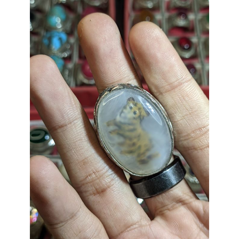 Stone Javanese Cincin batu akik motif harimau