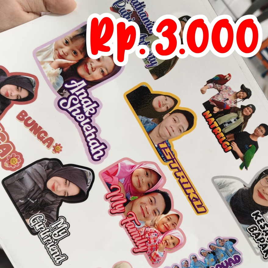 

stiker nama dan foto custom free desain anti air, murah, request warna