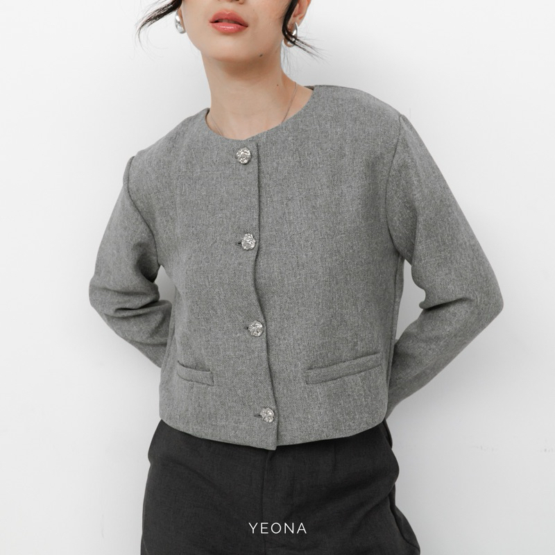 YEONA - CLOVE BLAZER