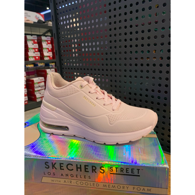 Skechers Street Million Air