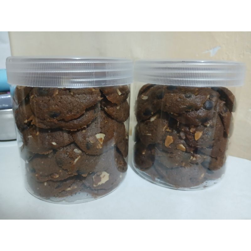 

kue kering almond chips