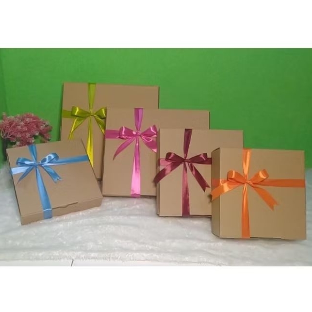 

Box Hampers / kado /kardus