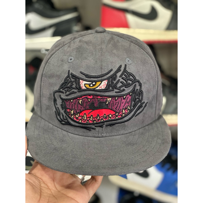 Newera x Dionic hellowen creper 59fifty 73/8