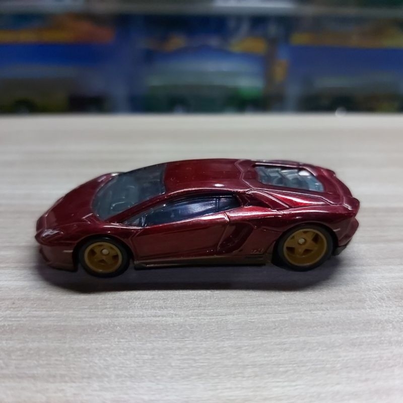 HOT WHEELS LAMBORGHINI AVENTADOR MIURA HOMAGE - LOOSE - SUPER TREASURE HUNT - STH - THS