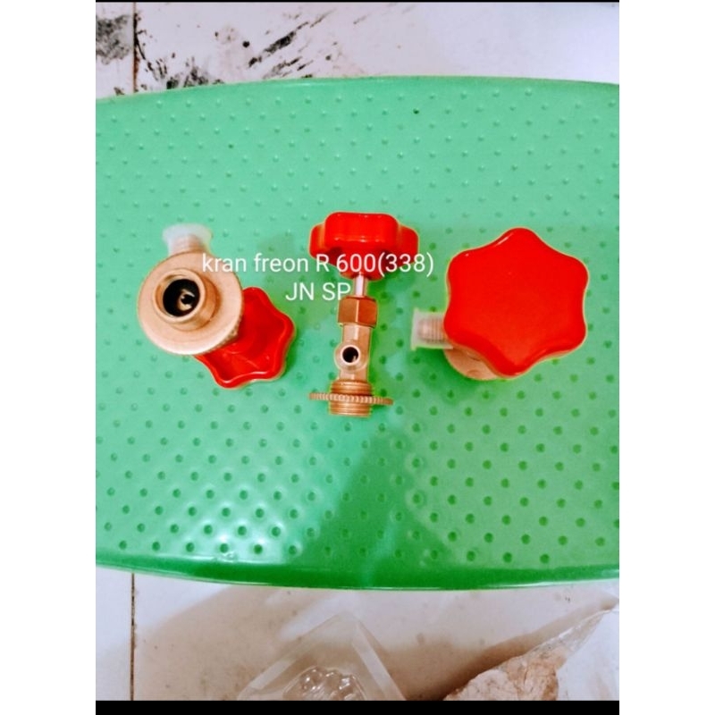 kran pengisian freon R600