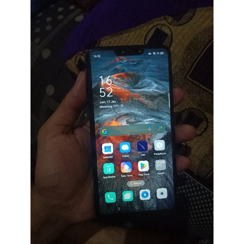 OPPO F7 RAM 4/64 HP CAS