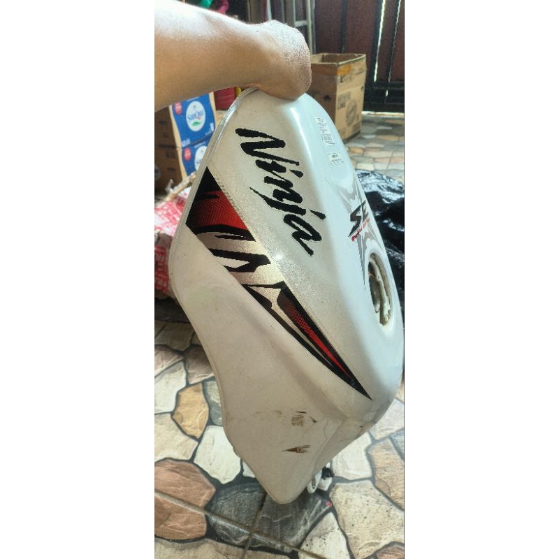 tangki ninja Rr SE Putih 2012-2013