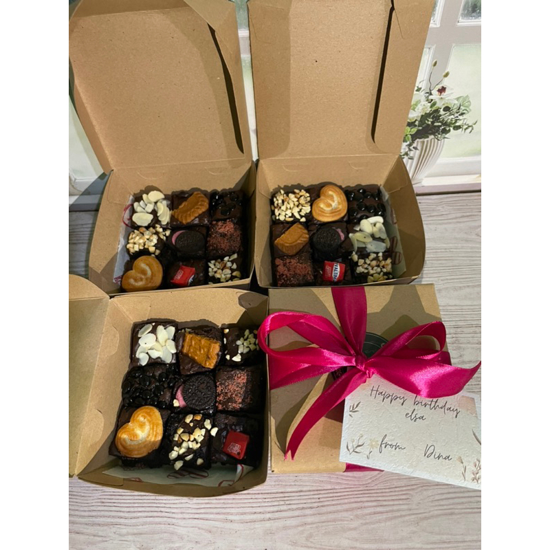 

Fudgy brownies mini uk 10x10