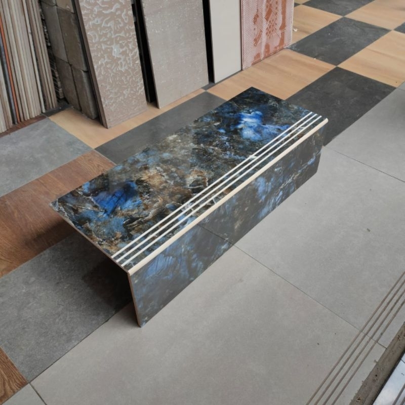 granit tangga 30x80/20x80 glossy