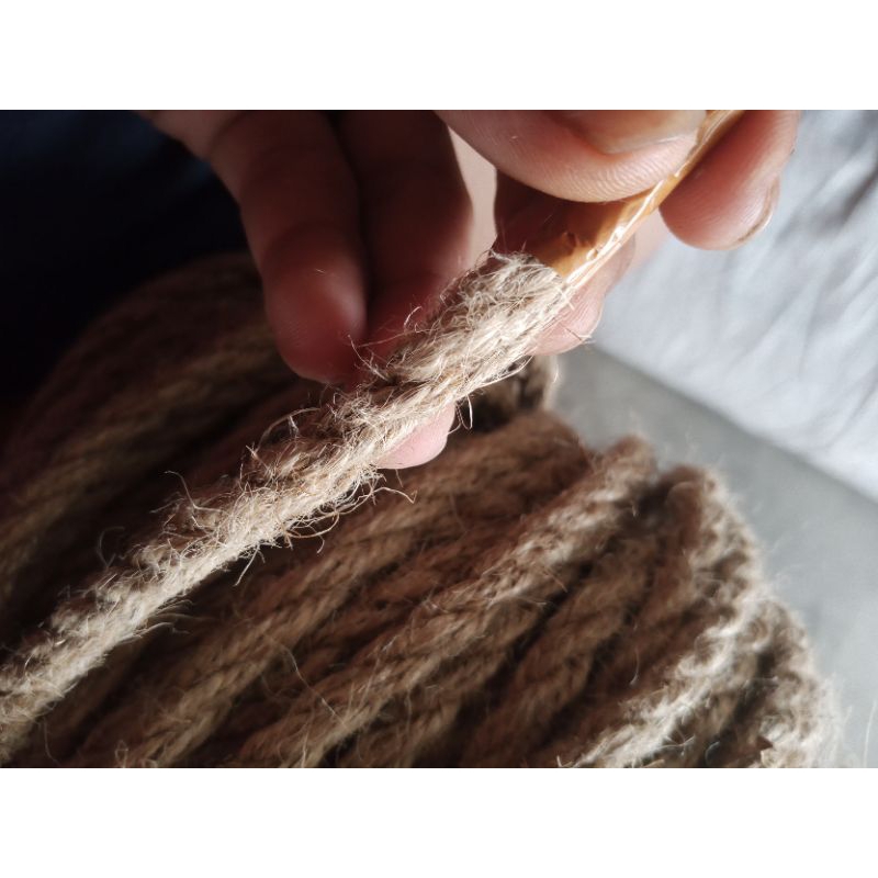 

Tali Tambang Goni Tali Dadung 8mm 60m