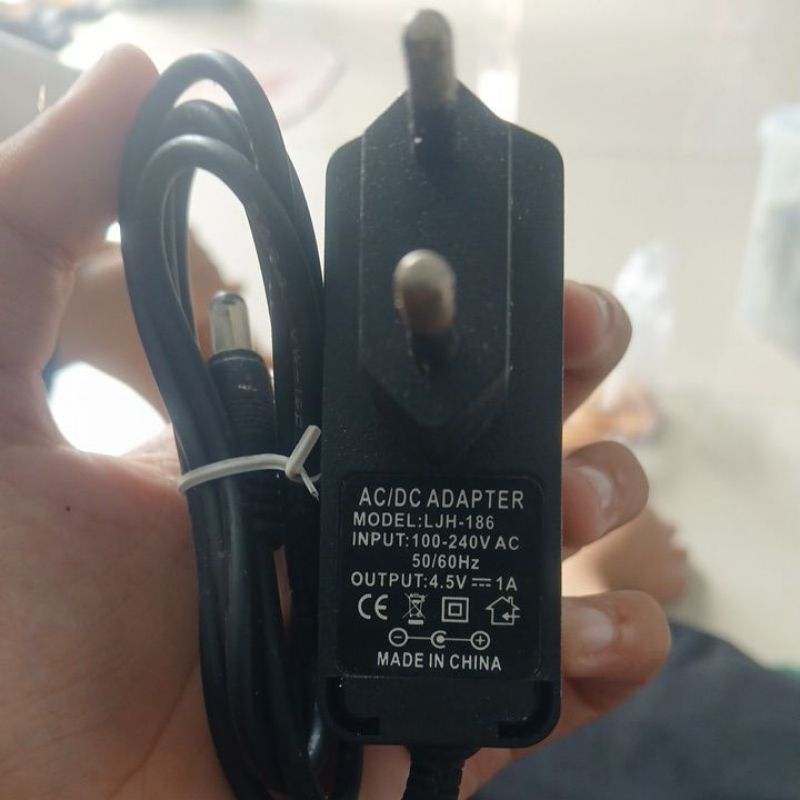 Ac/Dc Adaptor