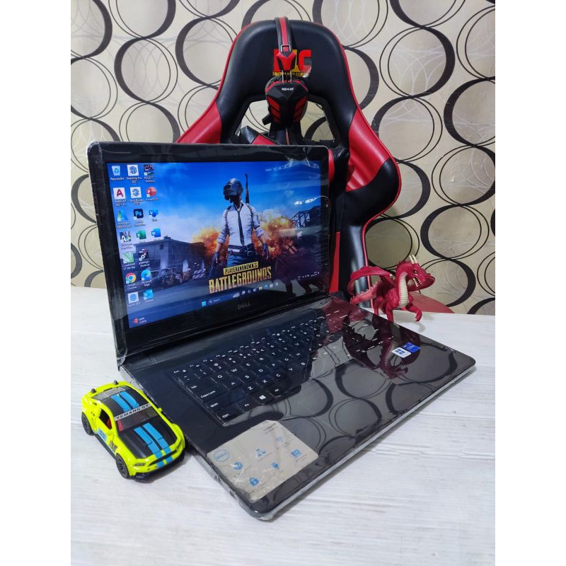 Laptop Branded DELL INSPIRON 14 3476 Premium Black Edition [RAM 16GB SSD 256GB DUAL VGA]